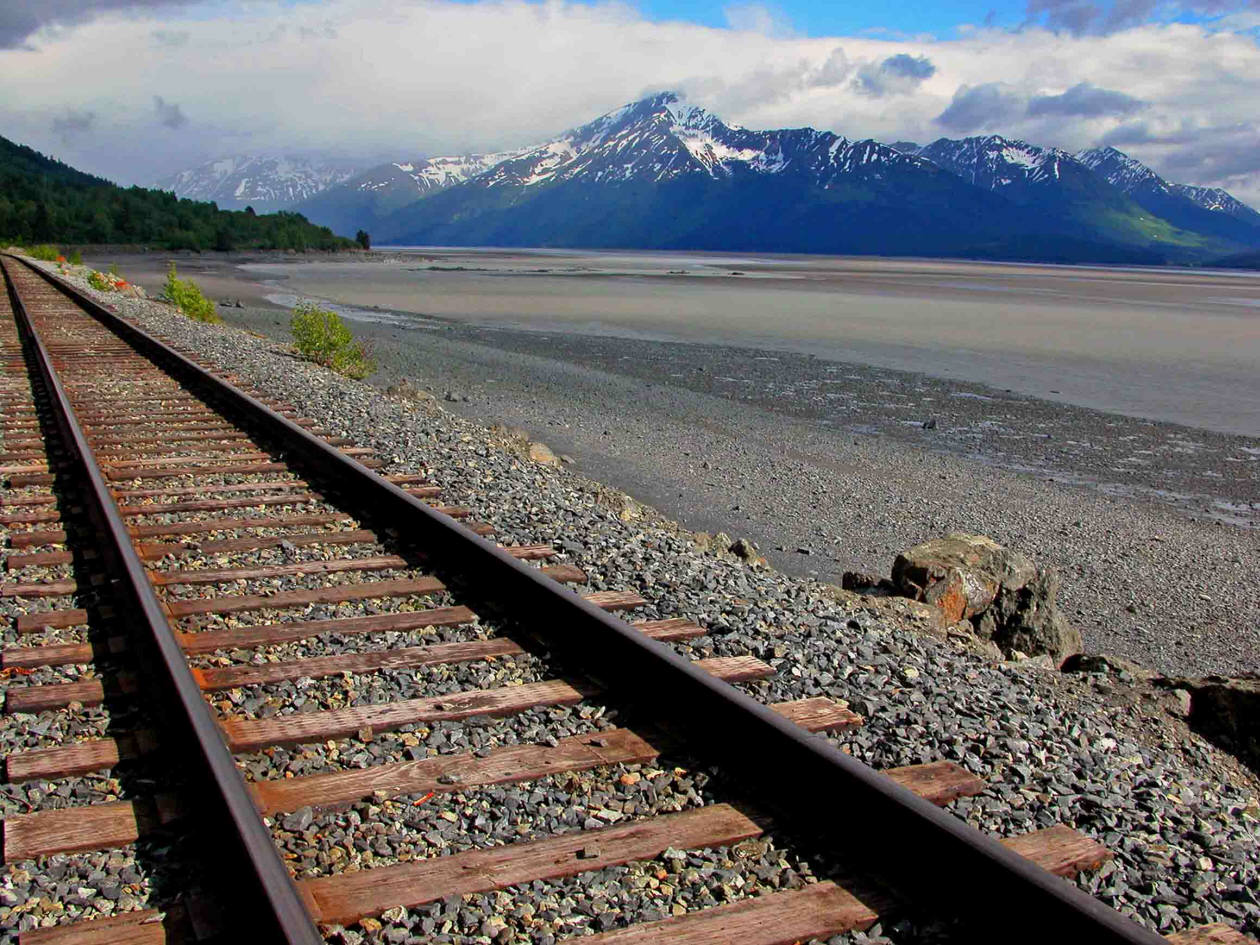Alaska Railroad near Girdwood. Photo: Fyodor Soloview, Anchorage, Alaska.